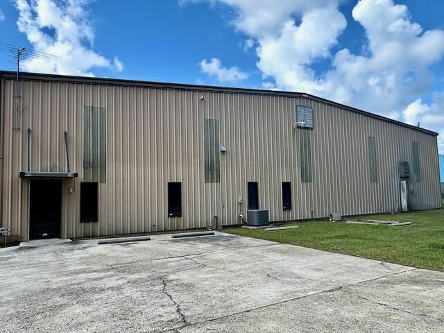 More Photos Of 1760 South Ln, Mandeville Warehouse For Sale
