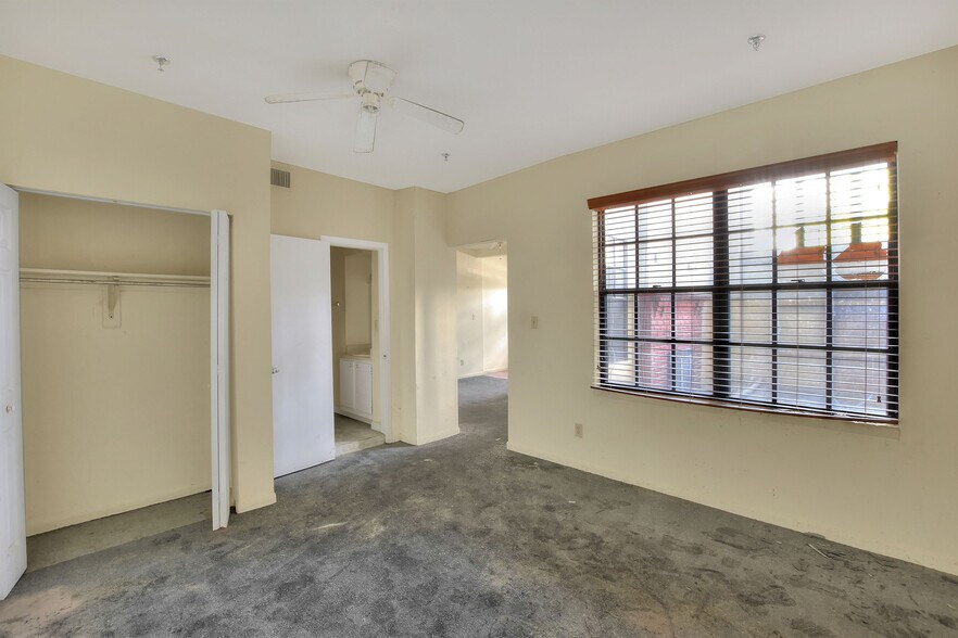 More Photos Of 206 Pilaklakaha Ave, Auburndale Apartments For Sale