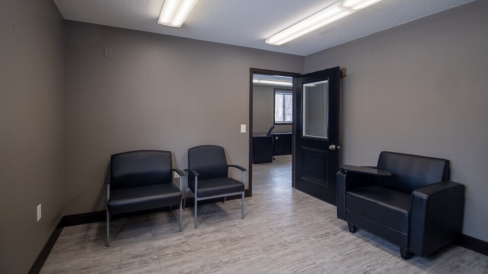 More Photos Of 203 Main St E, Elysian General Retail For Sale