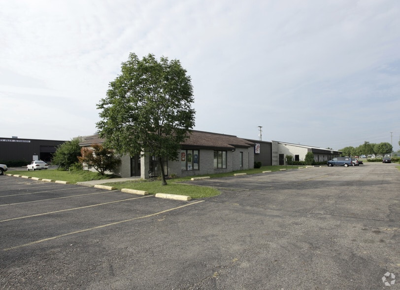 Primary Photo Of 6129 Enterprise Pky, Grove City Warehouse For Lease