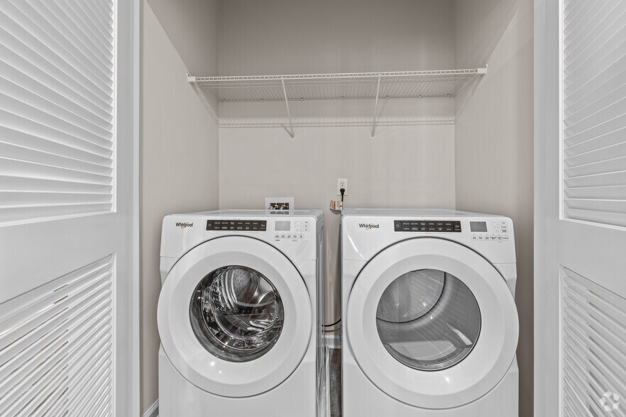 More Photos Of 3061 Godwin Blvd, Suffolk Apartments For Lease