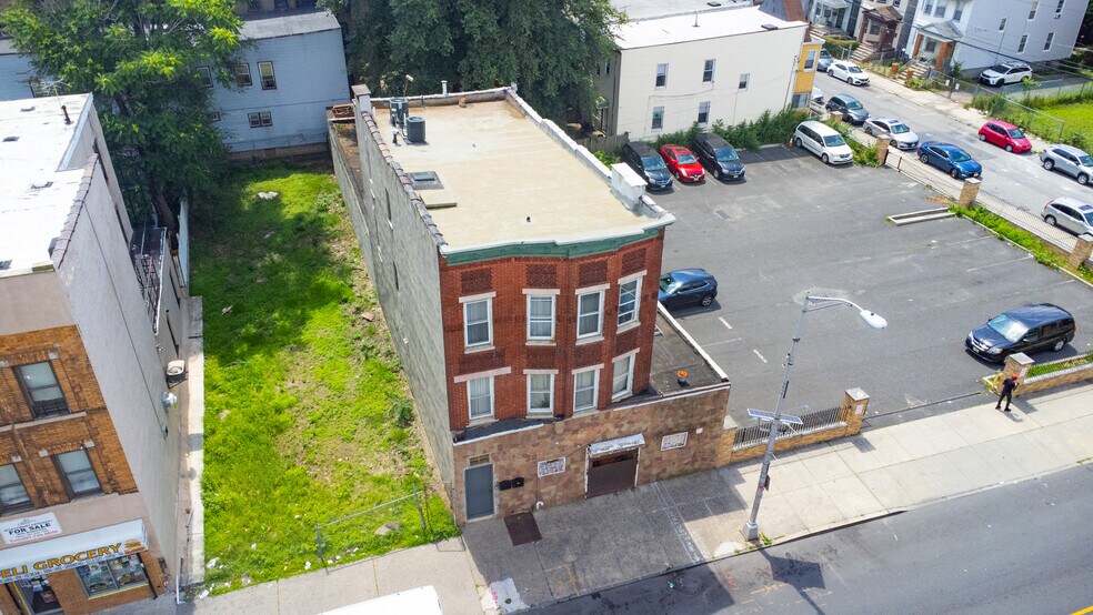 More Photos Of 260 Martin Luther King Jr Dr, Jersey City General Retail For Sale