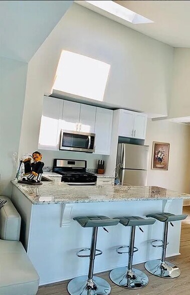 More Photos Of 323 4th St NE, Atlanta Apartments For Sale