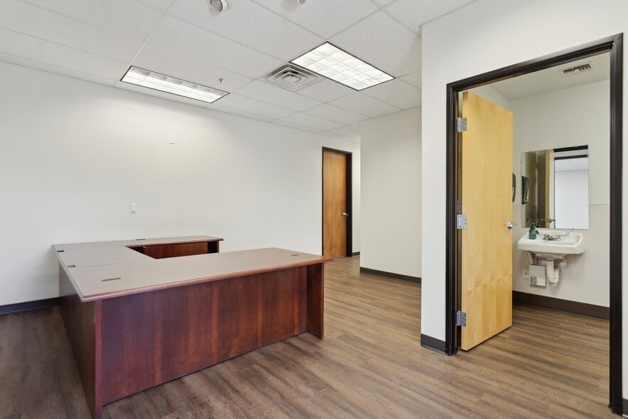 More Photos Of 3400 N Dysart Rd, Avondale Medical For Lease