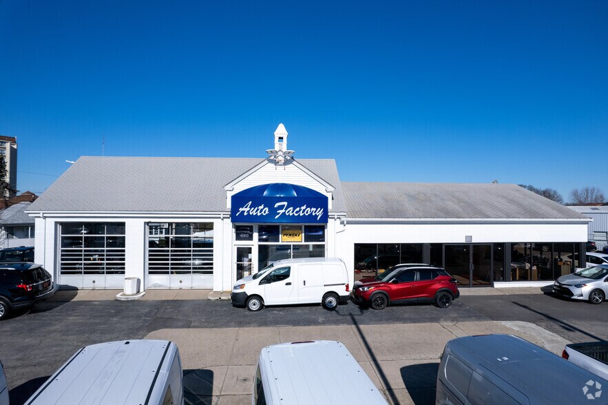 More Photos Of 460 Taunton Ave, East Providence Auto Dealership For Sale