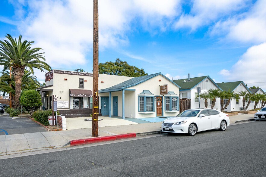 More Photos Of 124 Broadway, Costa Mesa Medical For Sale