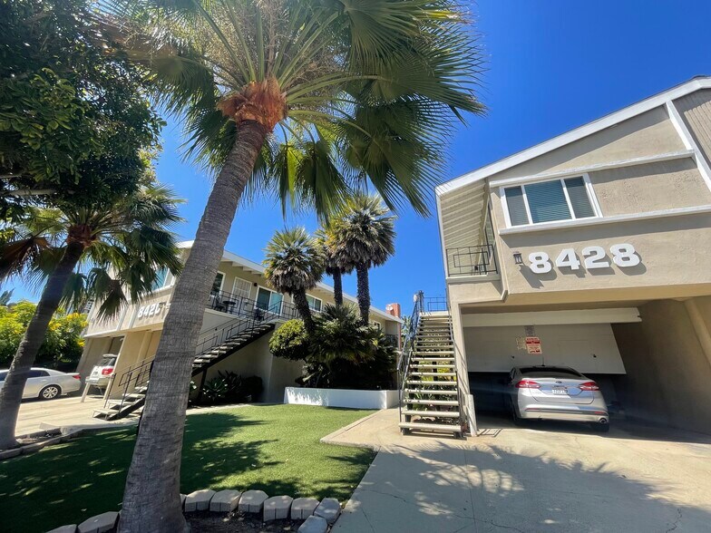 More Photos Of 8420 Gulana Ave, Playa Del Rey Apartments For Sale