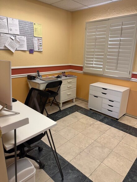 More Photos Of 361 Vinton Rd, Anthony Medical For Lease