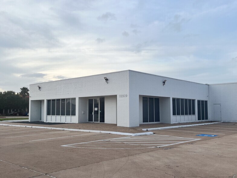 More Photos Of 16210 Clay Rd, Houston General Retail For Sale