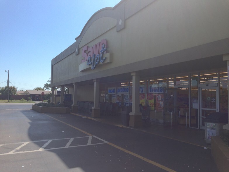 More Photos Of 1006 E Sample Rd, Pompano Beach Storefront For Sale