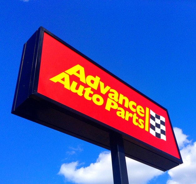 More Photos Of 501 W Stassney Ln, Austin Freestanding For Sale