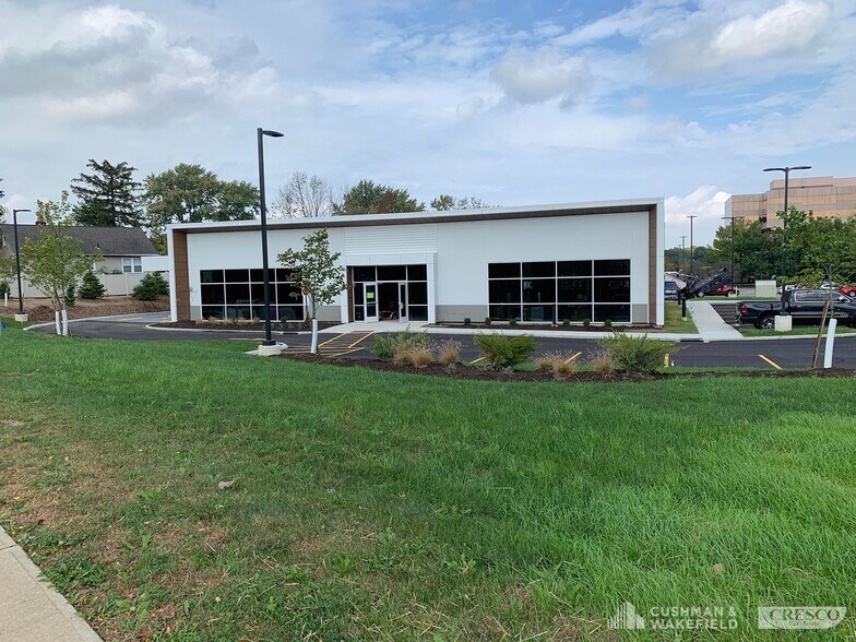 More Photos Of 4141 Rockside, Seven Hills Land For Lease