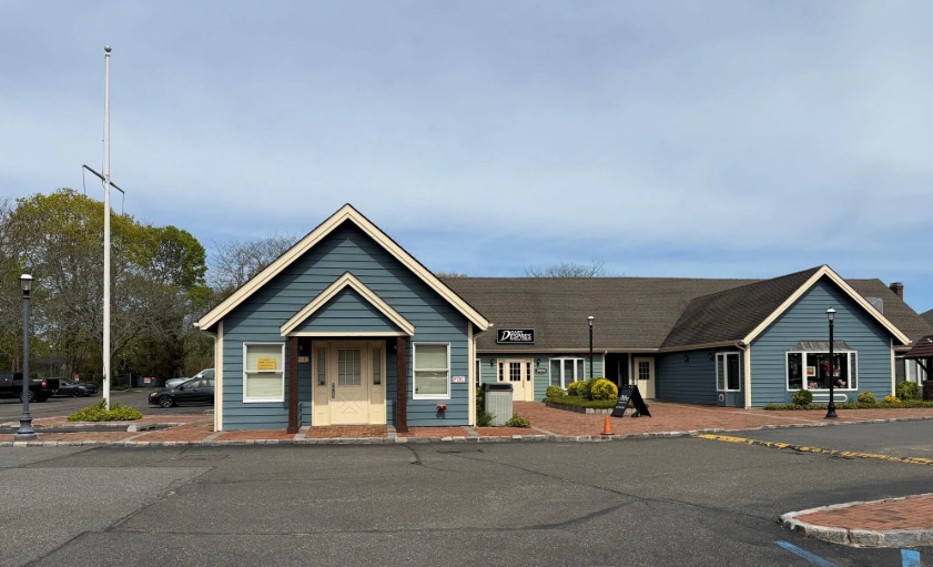 More Photos Of 53345 Main Rd, Southold Unknown For Lease