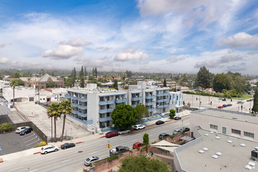 More Photos Of 1299 E Green St, Pasadena Apartments For Sale