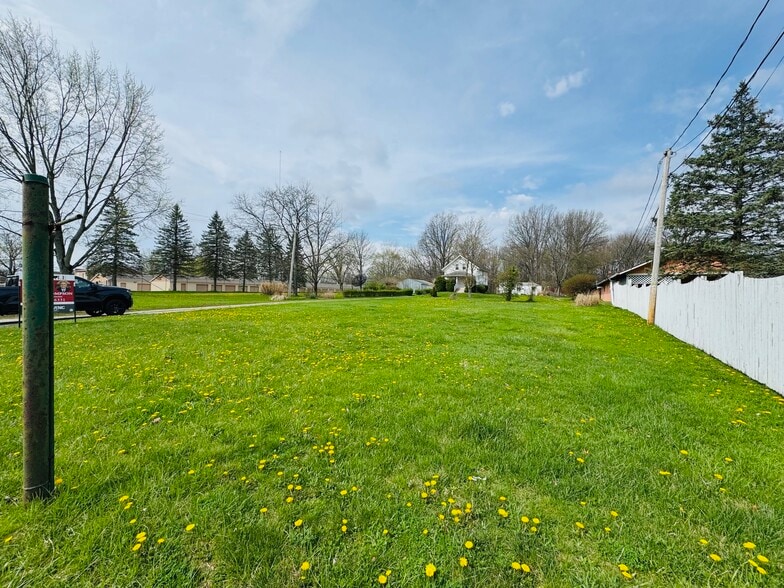 More Photos Of 3596 State Rd, Cuyahoga Falls Flex For Sale