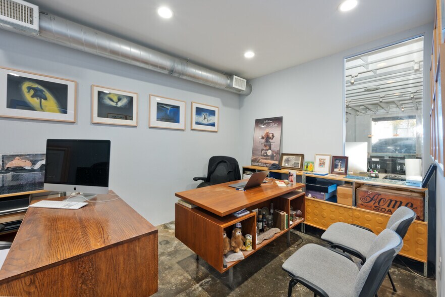 More Photos Of 3347 Motor Ave, Los Angeles Loft Creative Space For Lease