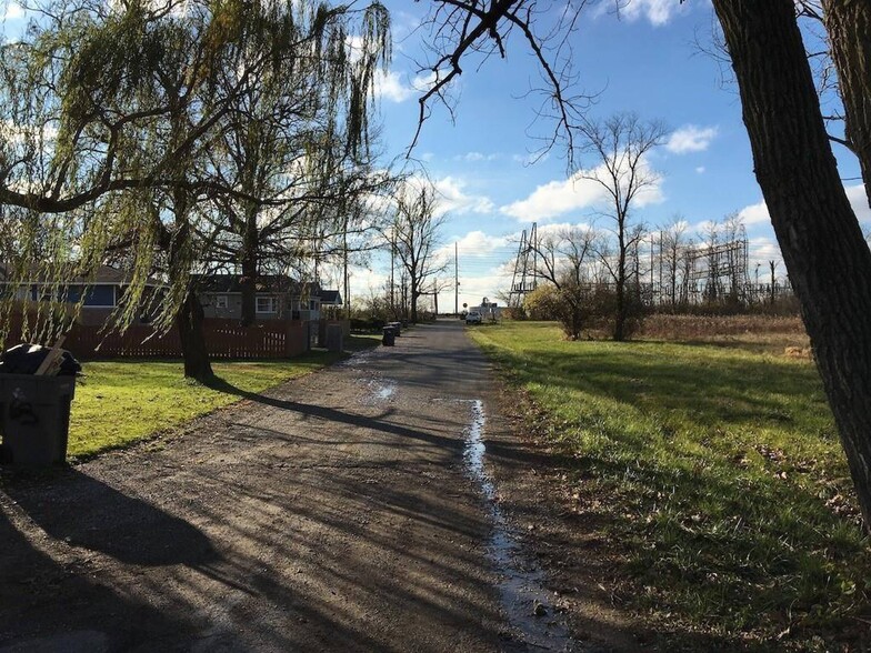 More Photos Of 100 Edmondson Ave, Indianapolis Land For Sale