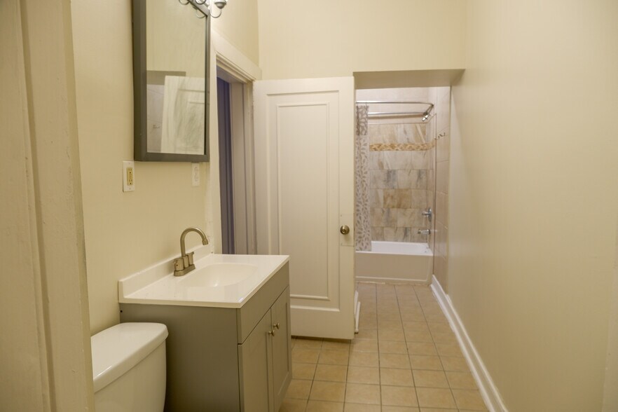 More Photos Of 103 W Monument St, Baltimore Apartments For Sale