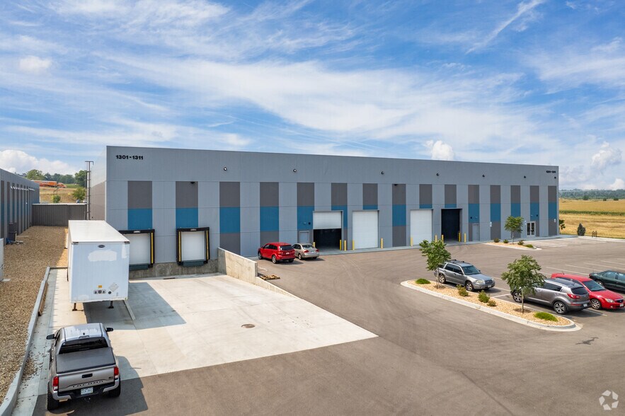 More Photos Of 668 Barboura Dr, Loveland Warehouse For Lease