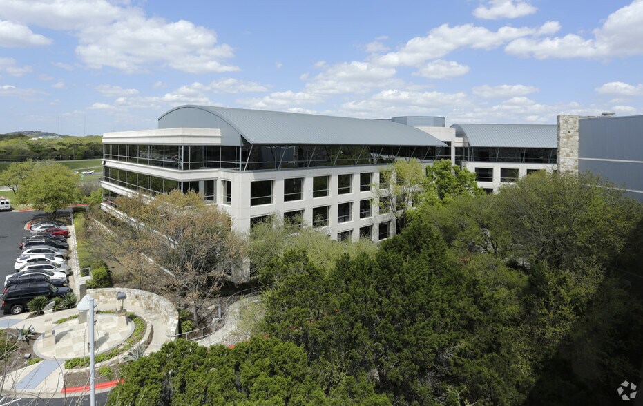 More Photos Of 1301 S Mo Pac Expy S, Austin Unknown For Lease