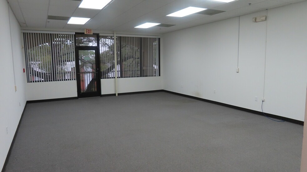 More Photos Of 139 Beal Pky SE, Fort Walton Beach Office For Lease