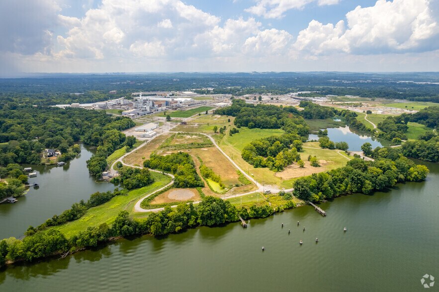 More Photos Of 1002 Industrial Dr, Old Hickory Land For Lease