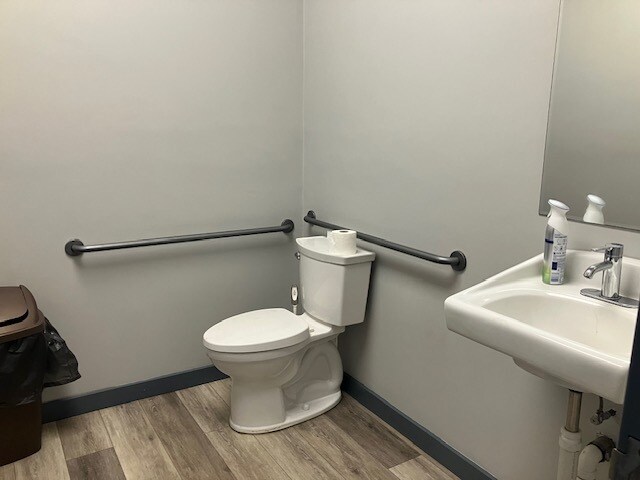 More Photos Of 296 Highland Ave, Salem Auto Repair For Sale