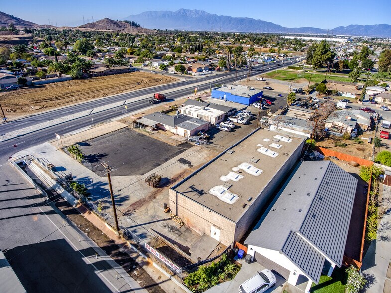 More Photos Of 18738 5th St, Bloomington Industrial For Sale