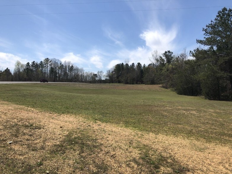 More Photos Of 125 Highway 247, Russellville Service Station For Lease