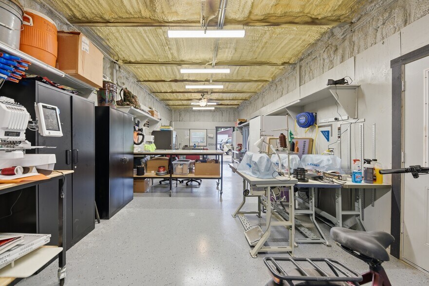 More Photos Of 518 Columbus Rd, Sealy Light Manufacturing For Sale
