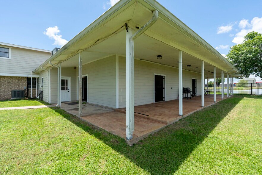 More Photos Of 3345 E Austin St, Giddings Land For Sale