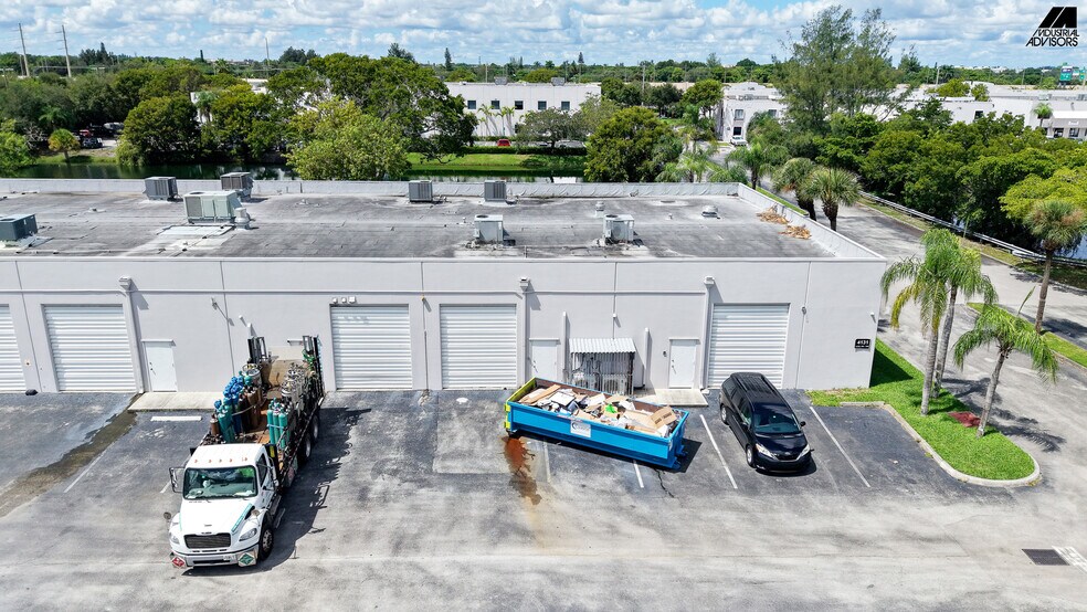 More Photos Of 4131 SW 47th Ave, Davie Flex For Lease