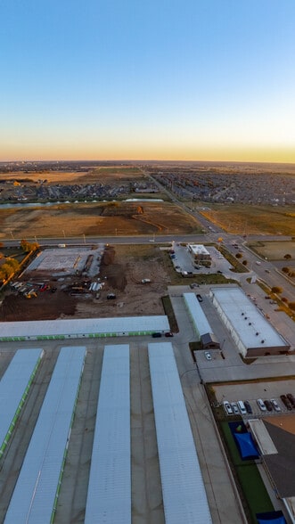 More Photos Of 1791 SW 34th St, Moore Land For Lease