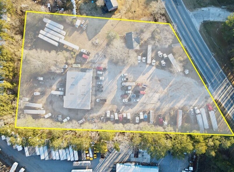 More Photos Of 2470 & 2480 Forest Pky, Ellenwood Service For Sale