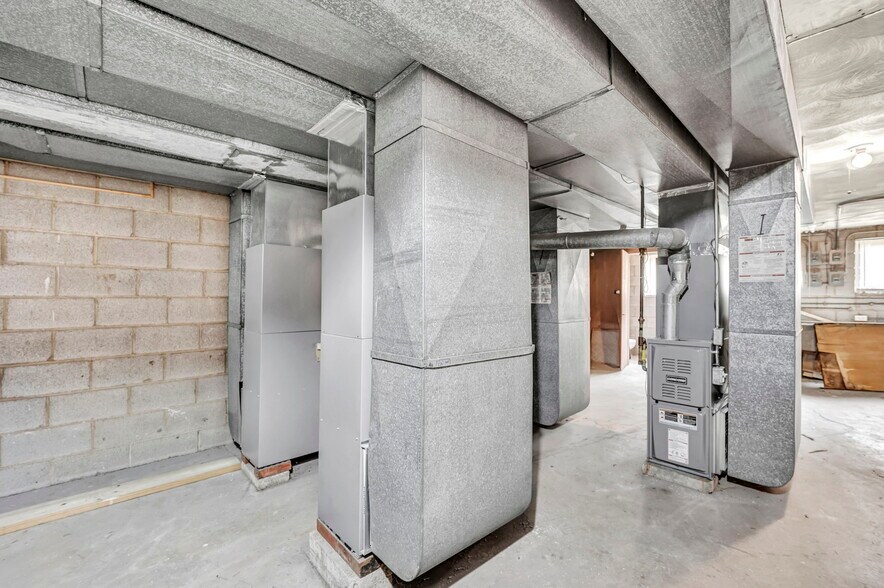 More Photos Of 885 S Green Rd, Cleveland Apartments For Sale
