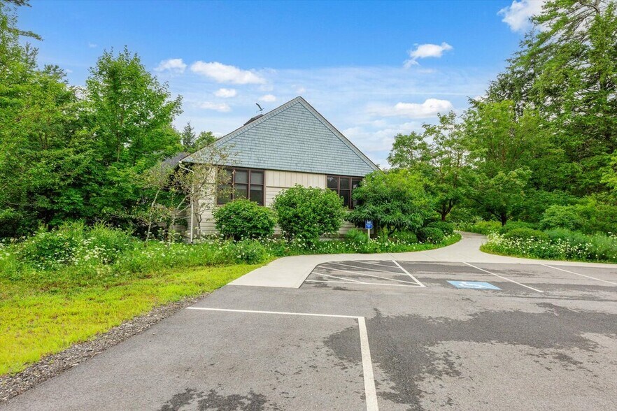 More Photos Of 457 Route 123, Sharon Freestanding For Lease