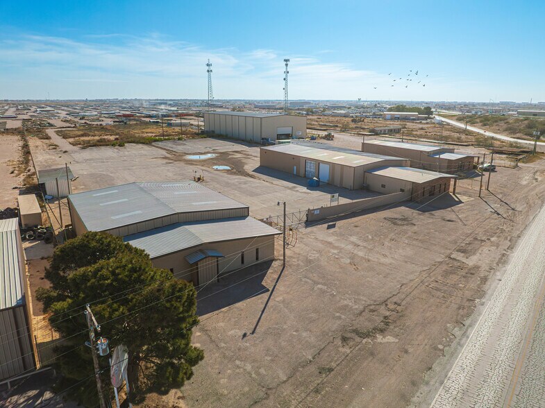 More Photos Of 6610 E Hwy 80 & 6618 E Hwy 80, Midland Industrial For Sale