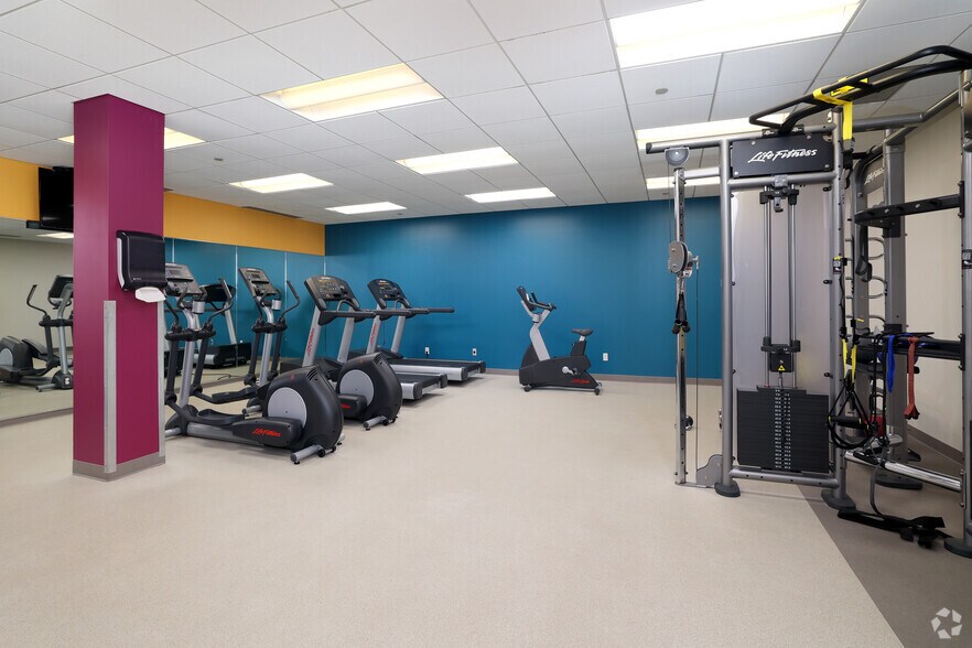 More Photos Of 5 Technology Park Dr, Westford Office For Lease