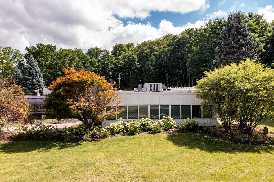 More Photos Of 200 Waring Rd, Syracuse Restaurant For Sale