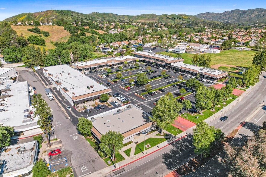More Photos Of 5835-5915 Kanan Rd, Agoura Hills Unknown For Lease