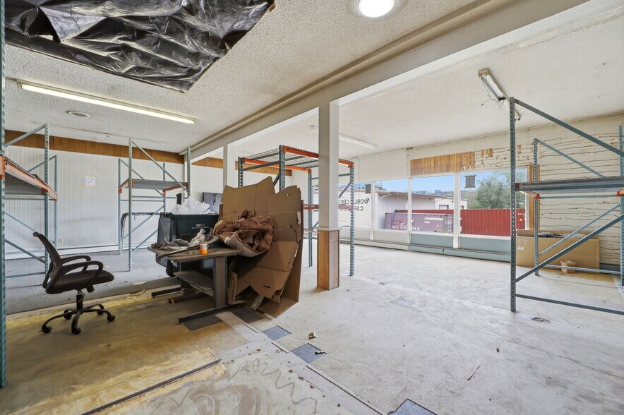 More Photos Of 405 W Fillmore St, Colorado Springs Auto Dealership For Sale