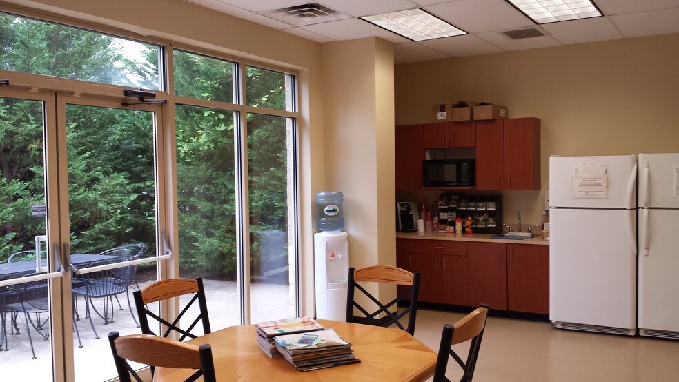 More Photos Of 15405 John Marshall Hwy, Haymarket General Retail For Sale