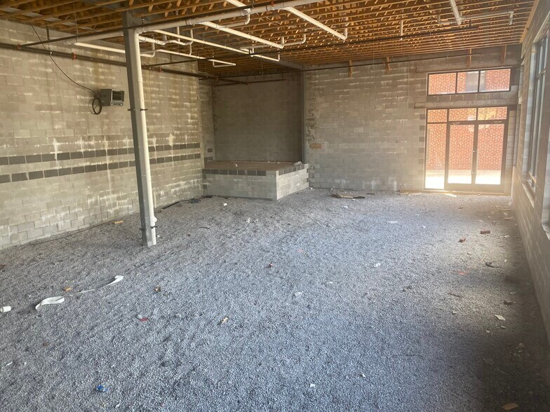 More Photos Of 201 W 5th Ave, Knoxville Apartments For Lease