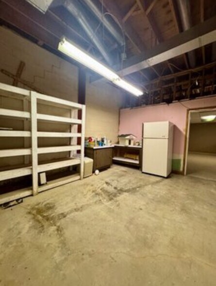 More Photos Of 115 S Pierce St, Crestline Religious Facility For Sale