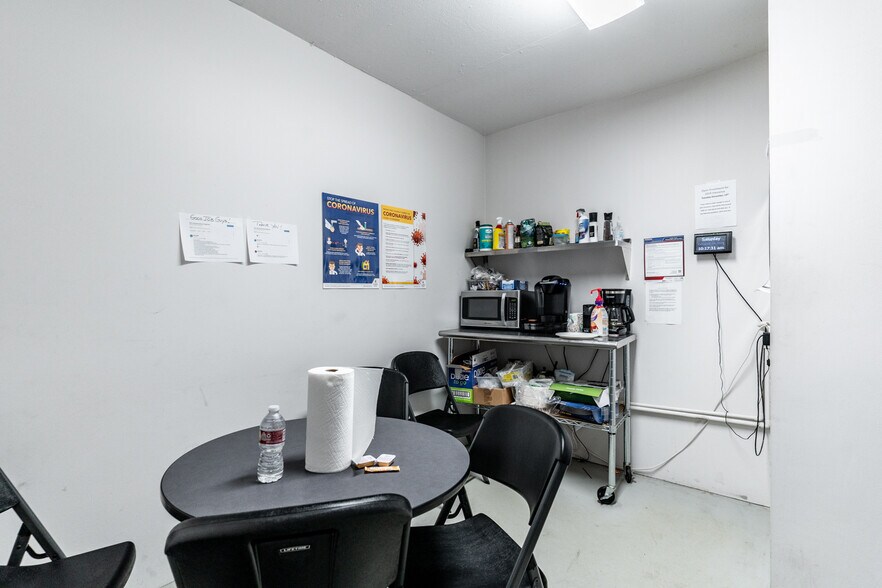 More Photos Of 425 Gum St, North Little Rock Auto Repair For Sale