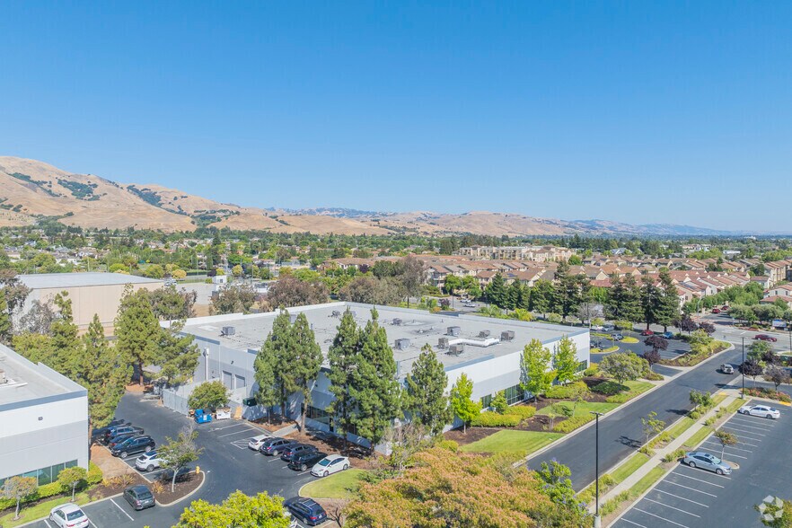 More Photos Of 472 Kato Ter, Fremont Research And Development For Lease