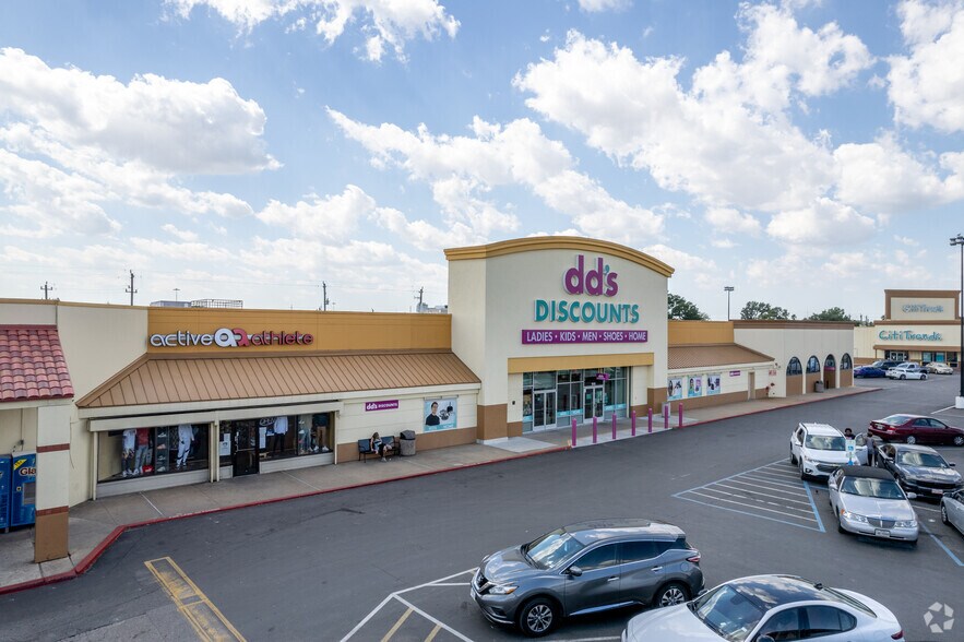 More Photos Of 1000-1094 Federal Rd, Houston Unknown For Lease