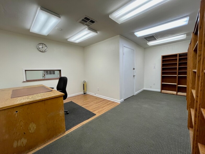 More Photos Of 821 Main St, El Cajon Office For Lease