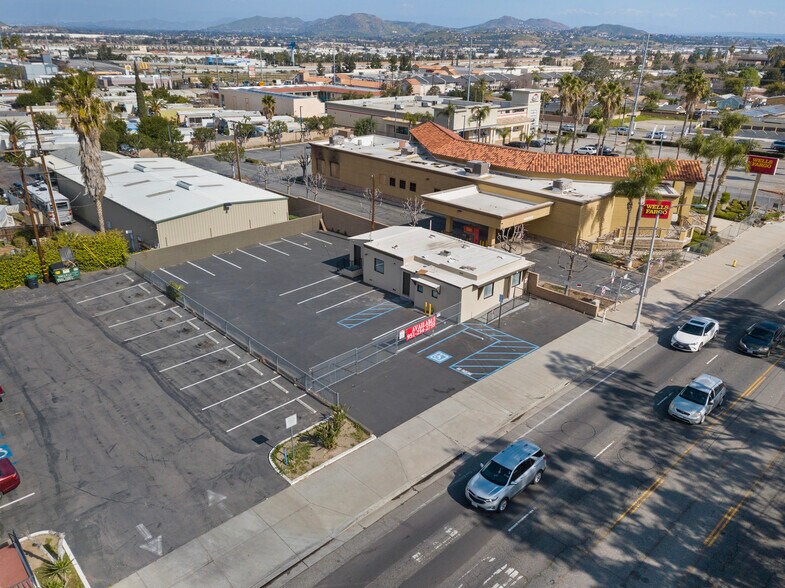 More Photos Of 1125 W 6th St, Corona Freestanding For Sale