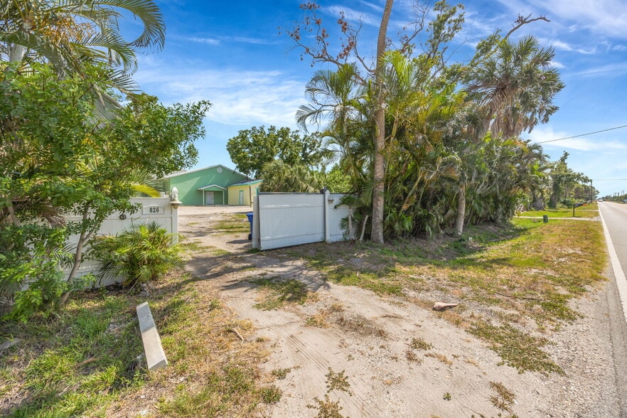 Primary Photo Of 826 W Shell Point Rd, Ruskin Land For Sale